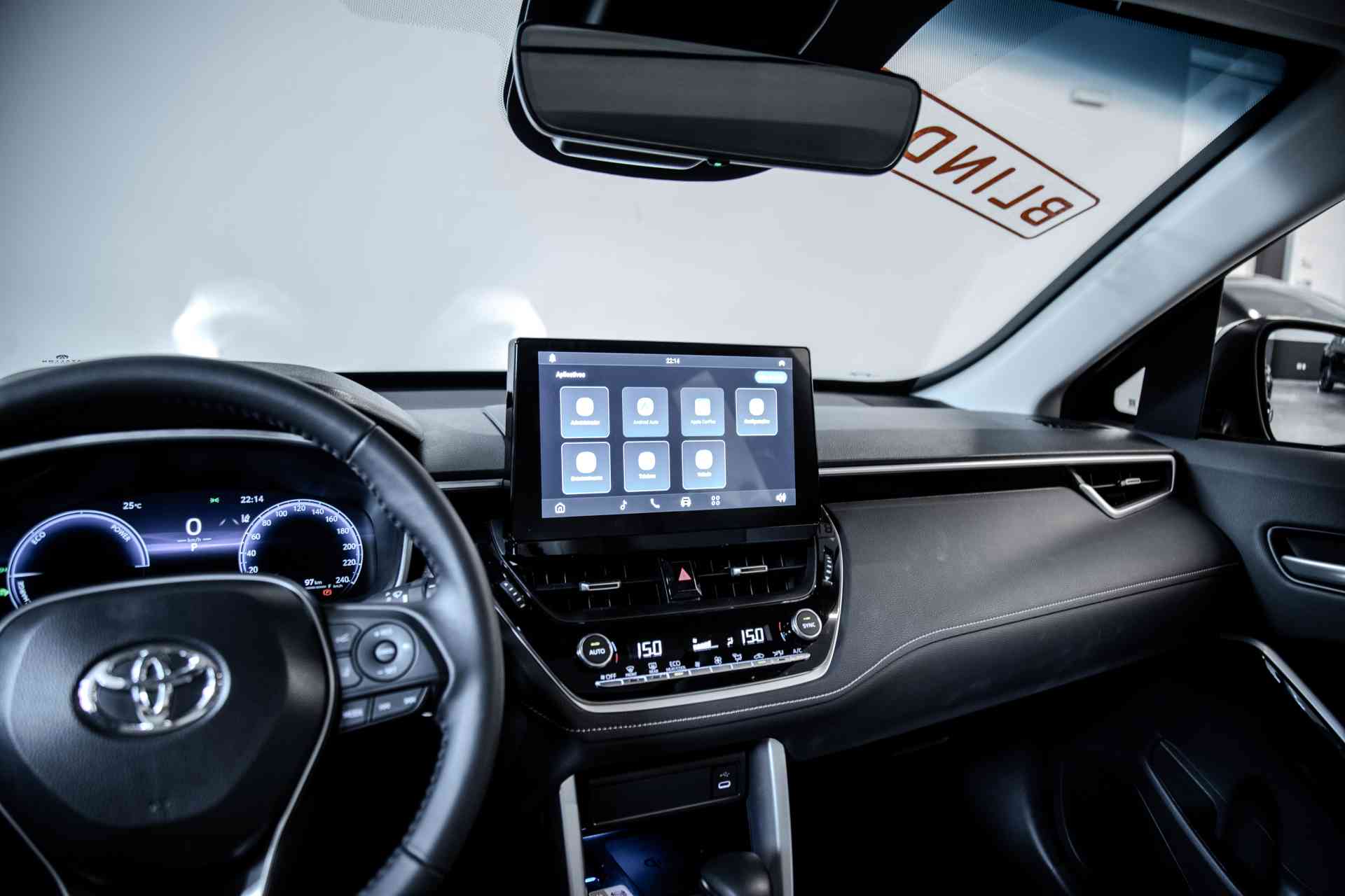 Corolla Cross XRX — foto 15