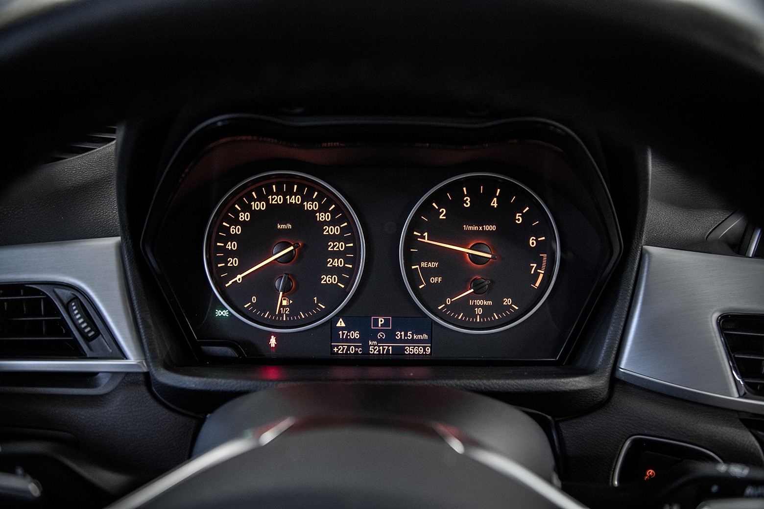 X1 xDrive25i Sport — foto 11