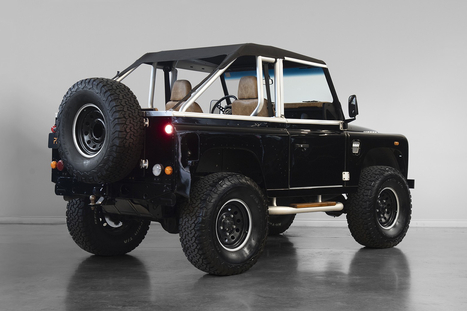 Defender 90 SW — foto 4