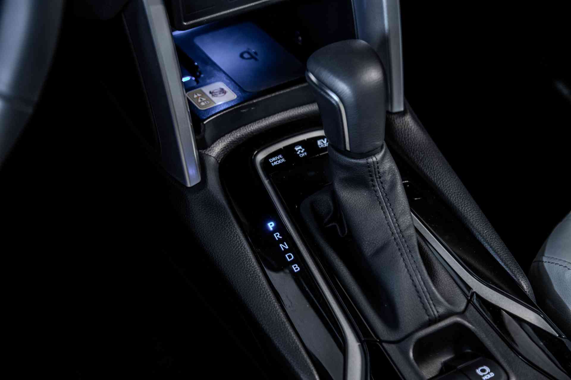 Corolla Cross XRX — foto 13