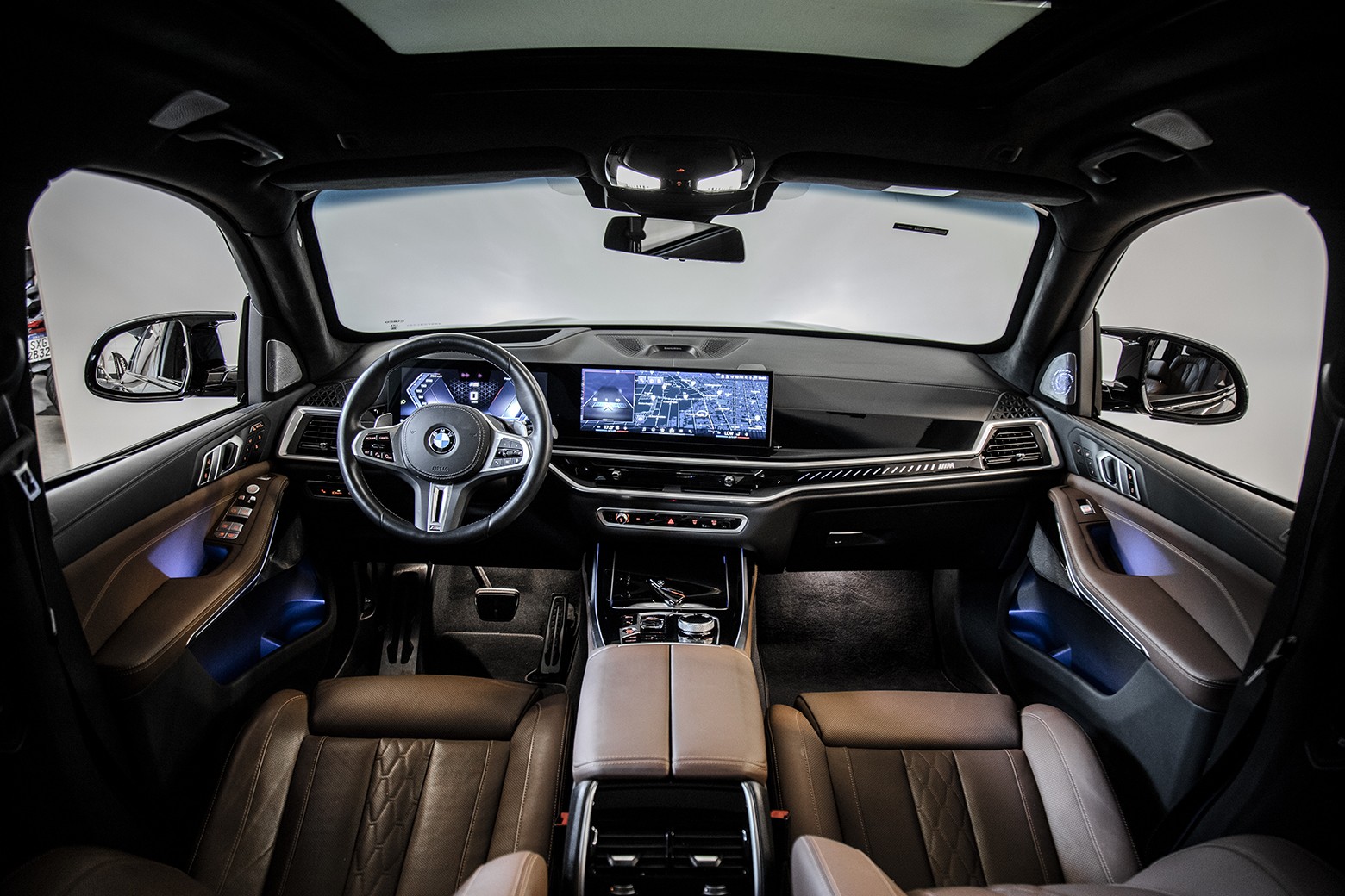 X7 M60i — foto 9