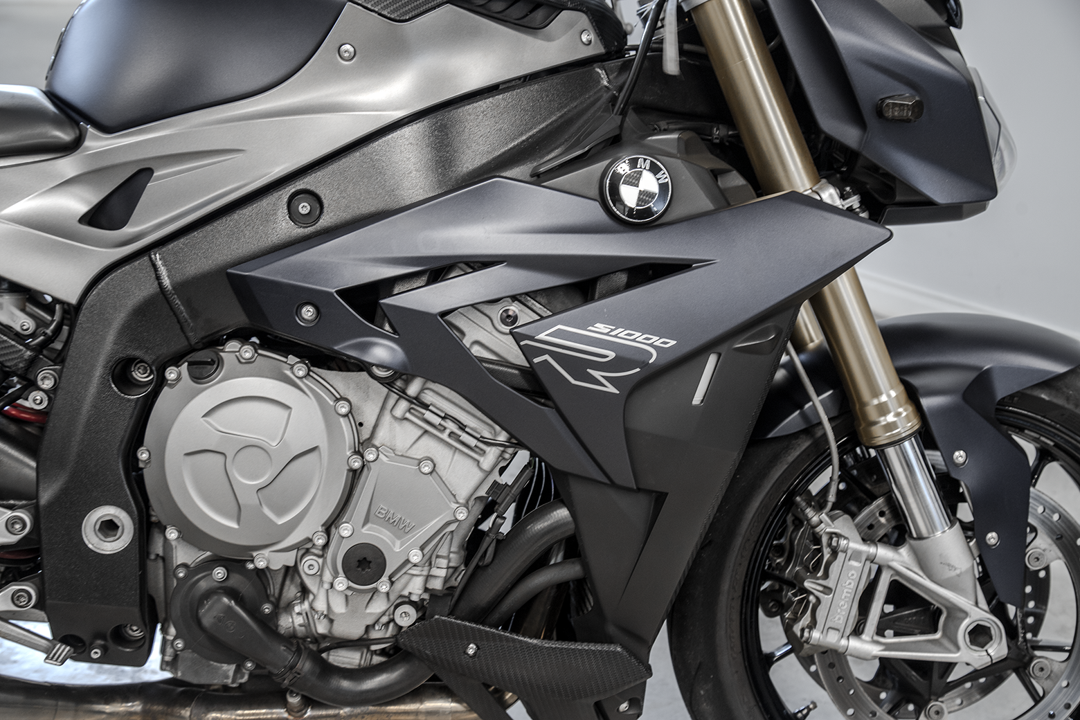 S-R1000 R — foto 9