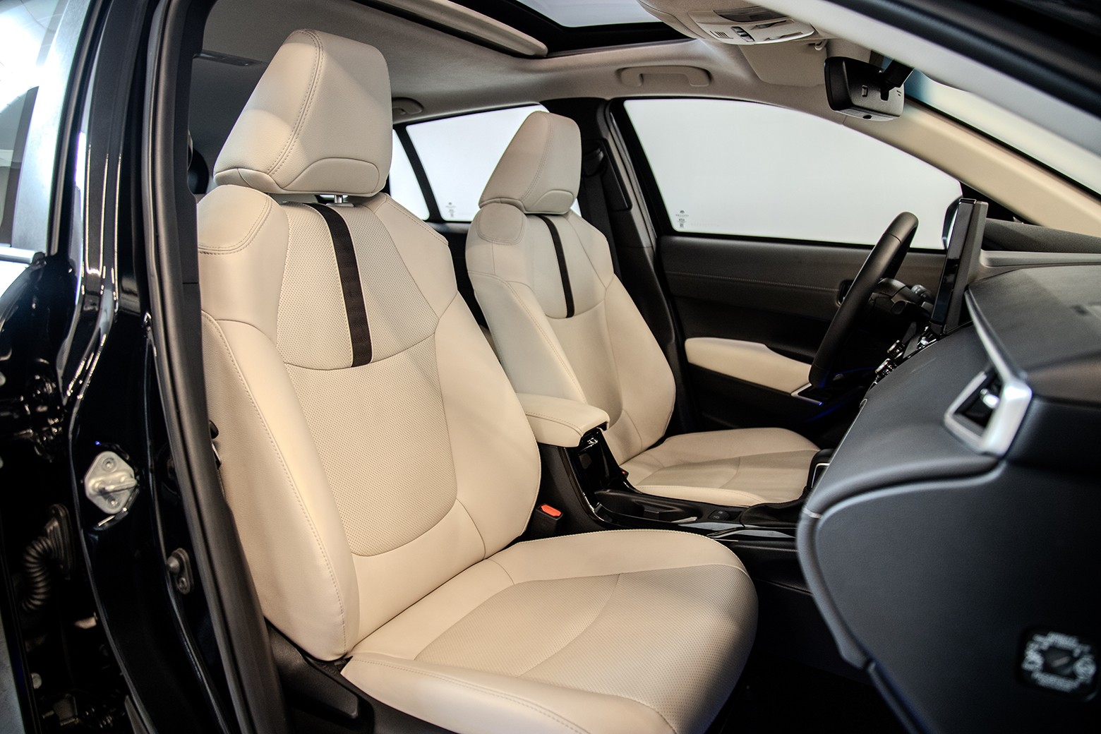 Corolla Cross XRX — foto 8