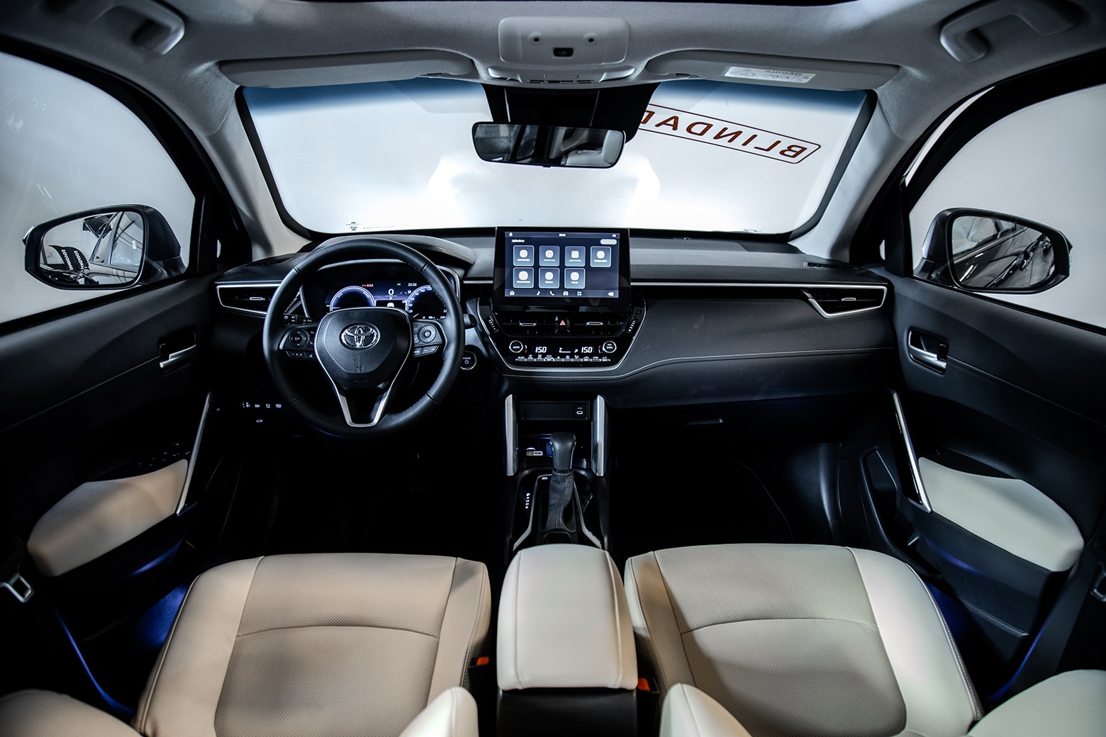 Corolla Cross XRX — foto 10