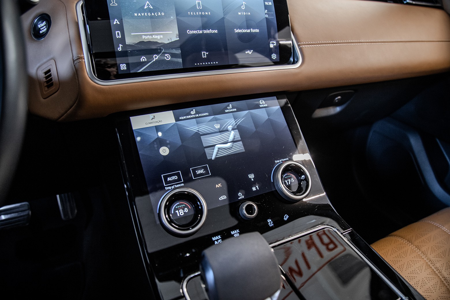 Range Rover Velar R-dynamic HSE P400E — foto 13