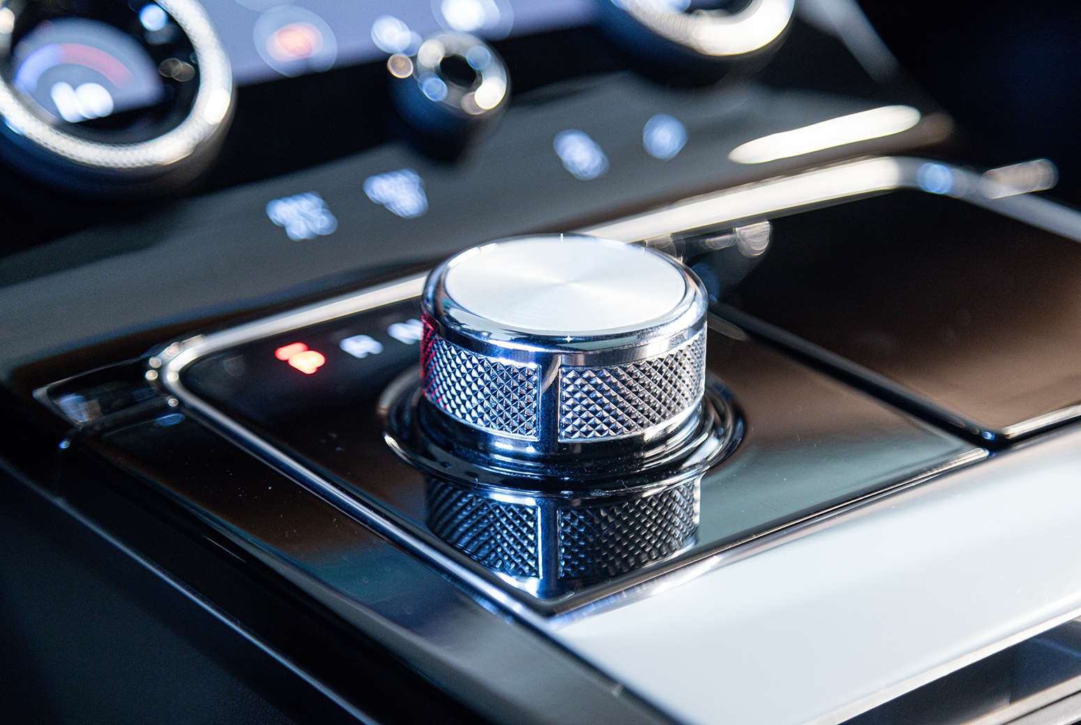 RR Velar P550 SV Autobiography — foto 11
