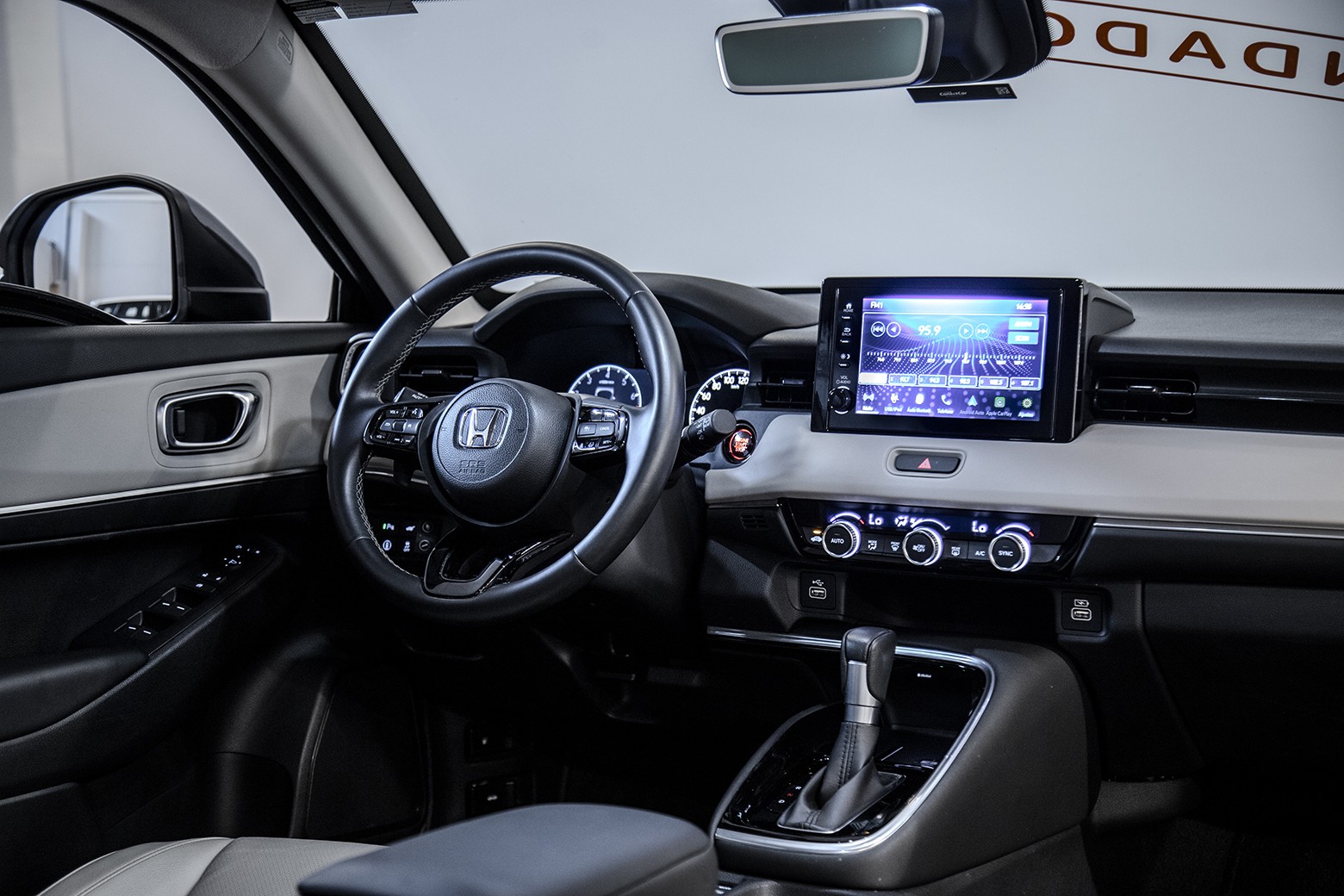 HR-V Touring — foto 10