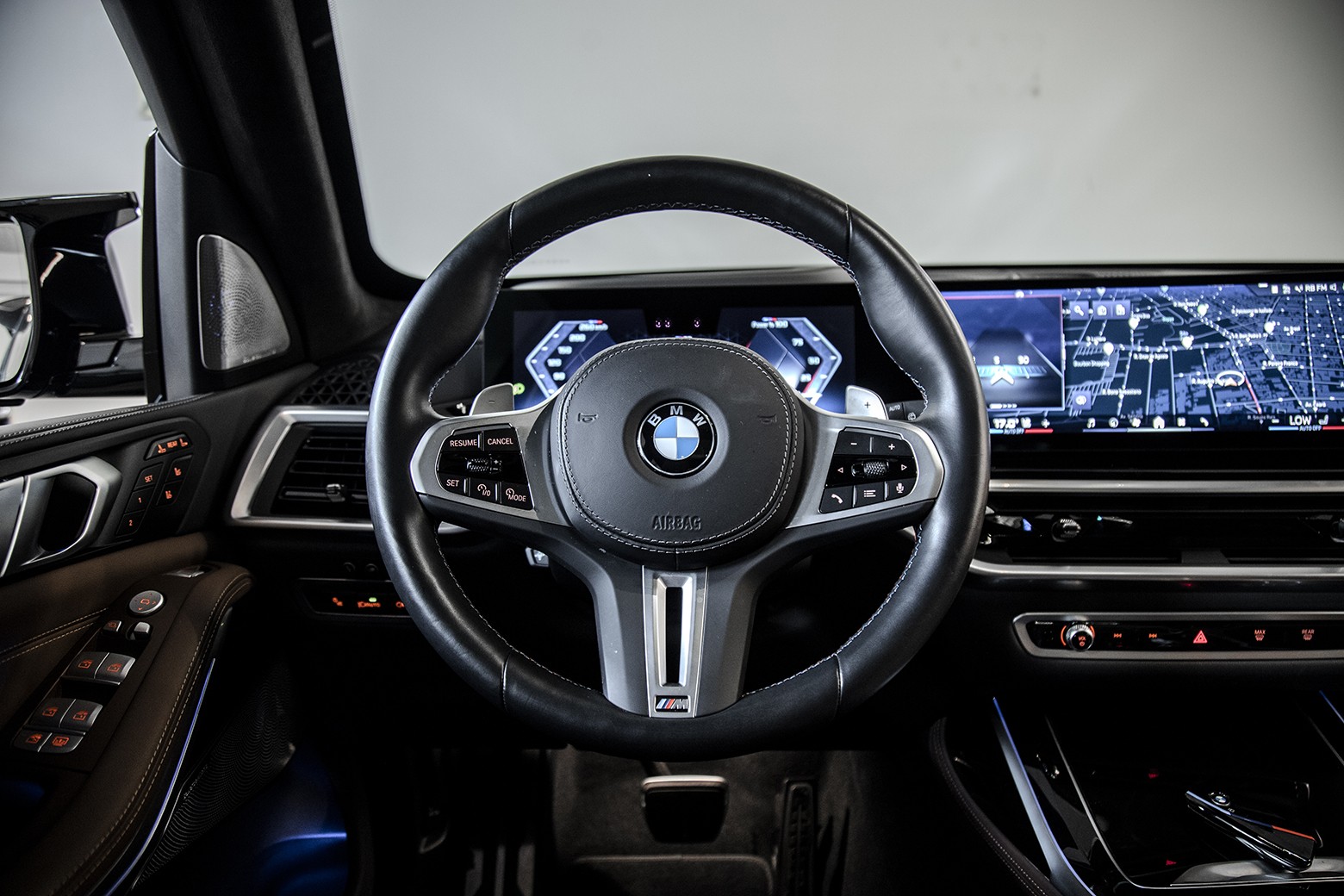 X7 M60i — foto 12