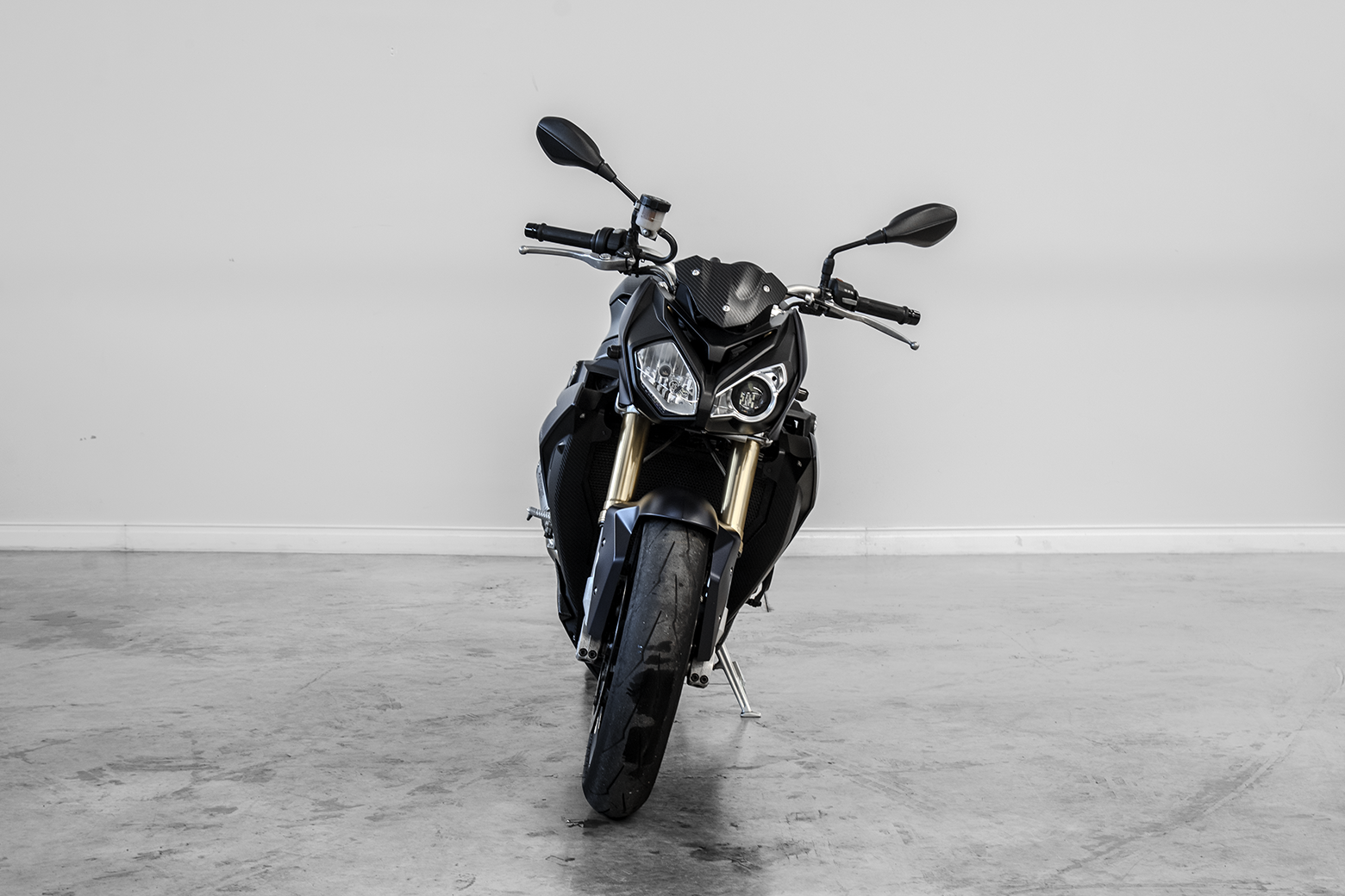 S-R1000 R — foto 2