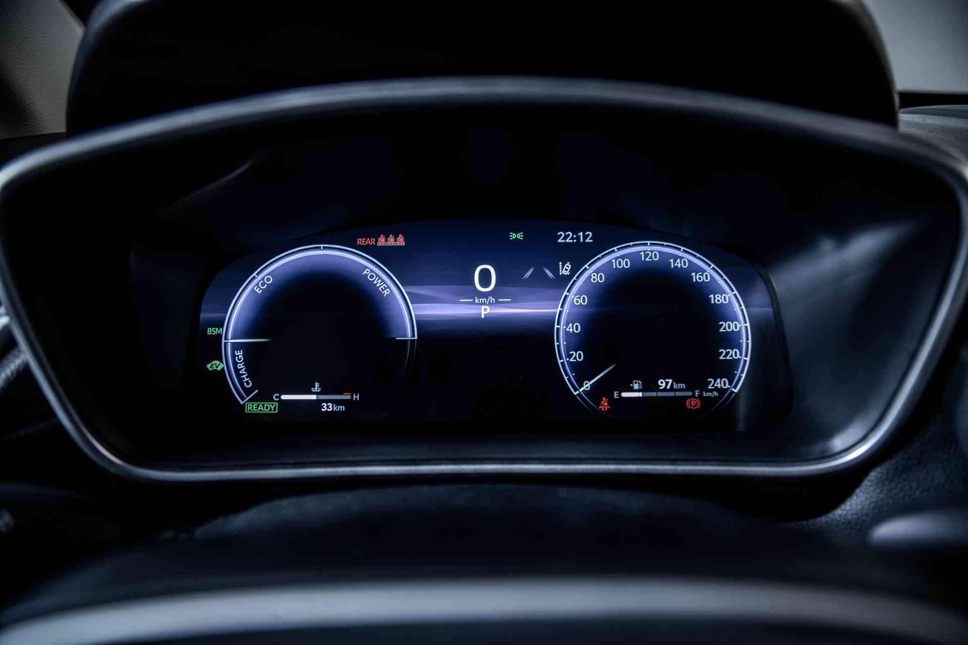 Corolla Cross XRX — foto 17