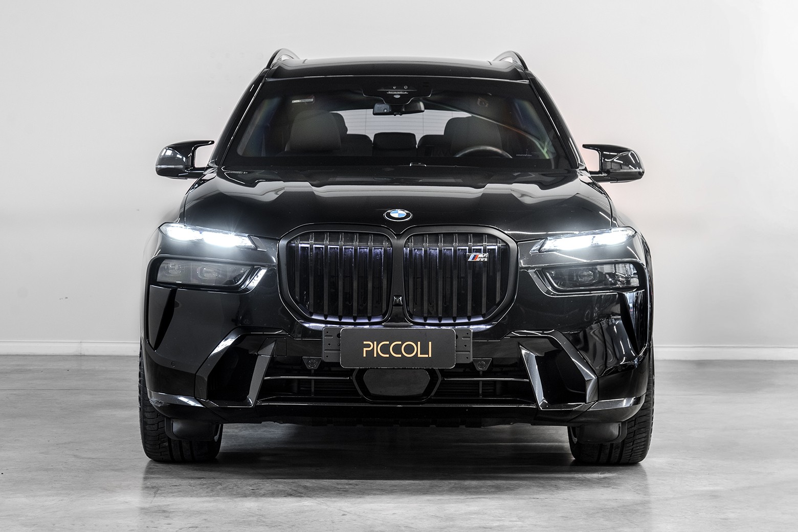 X7 M60i — foto 2