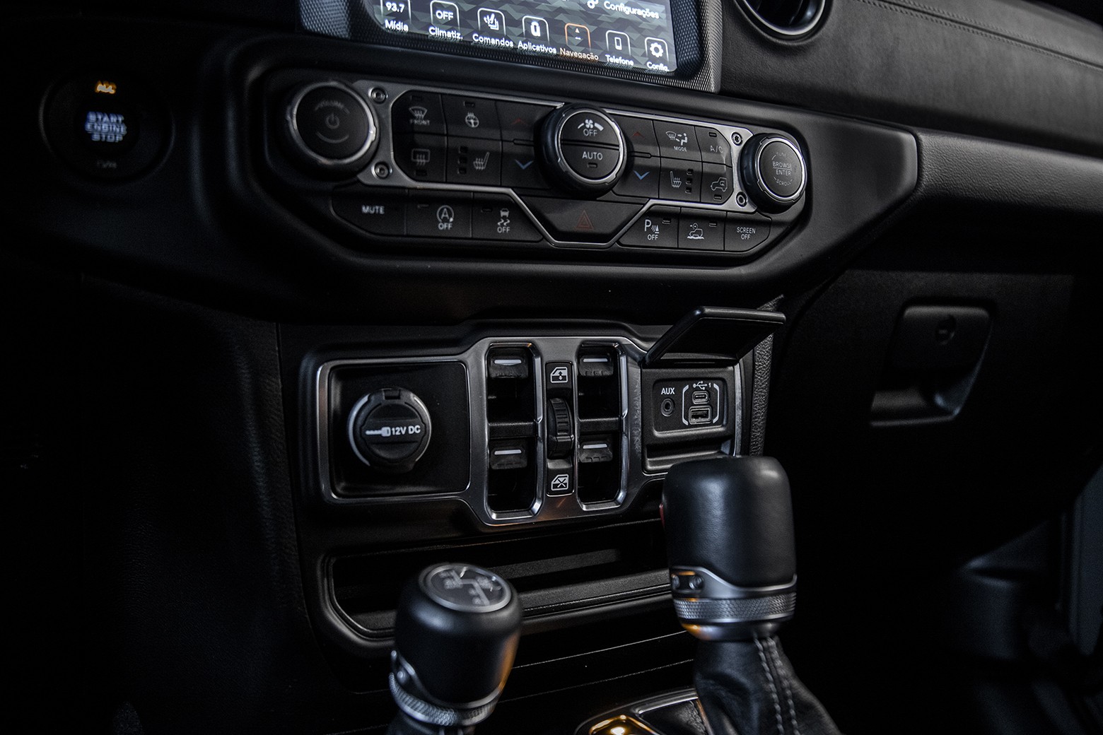Wrangler Sahara Unlimited Overland — foto 12