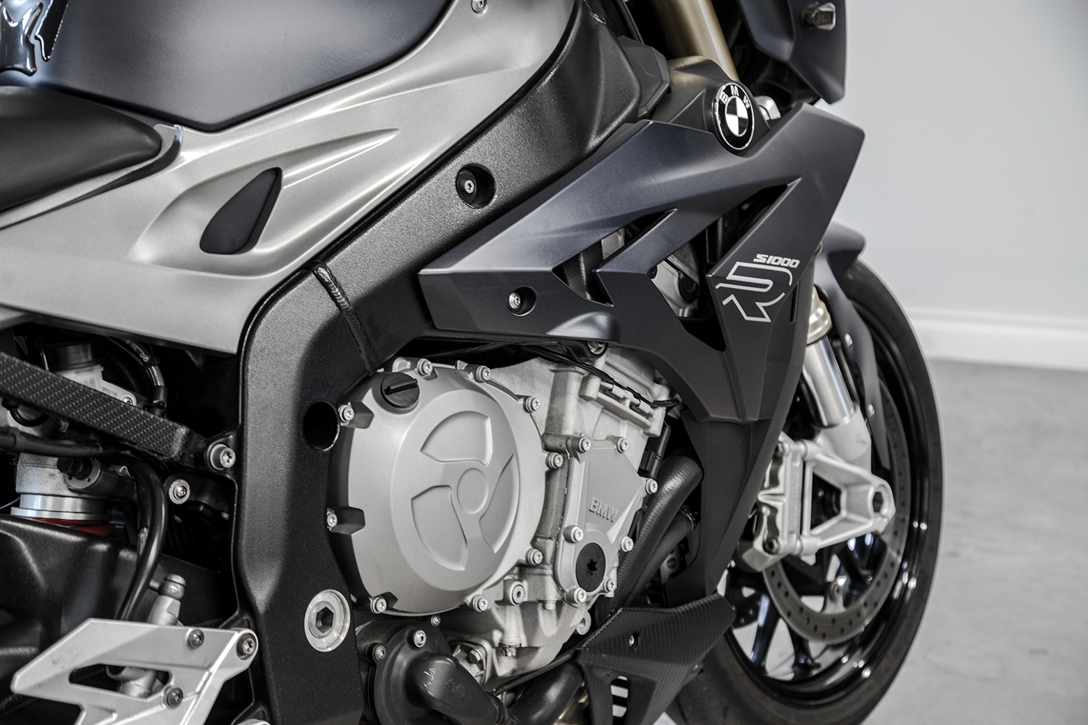S-R1000 R — foto 12