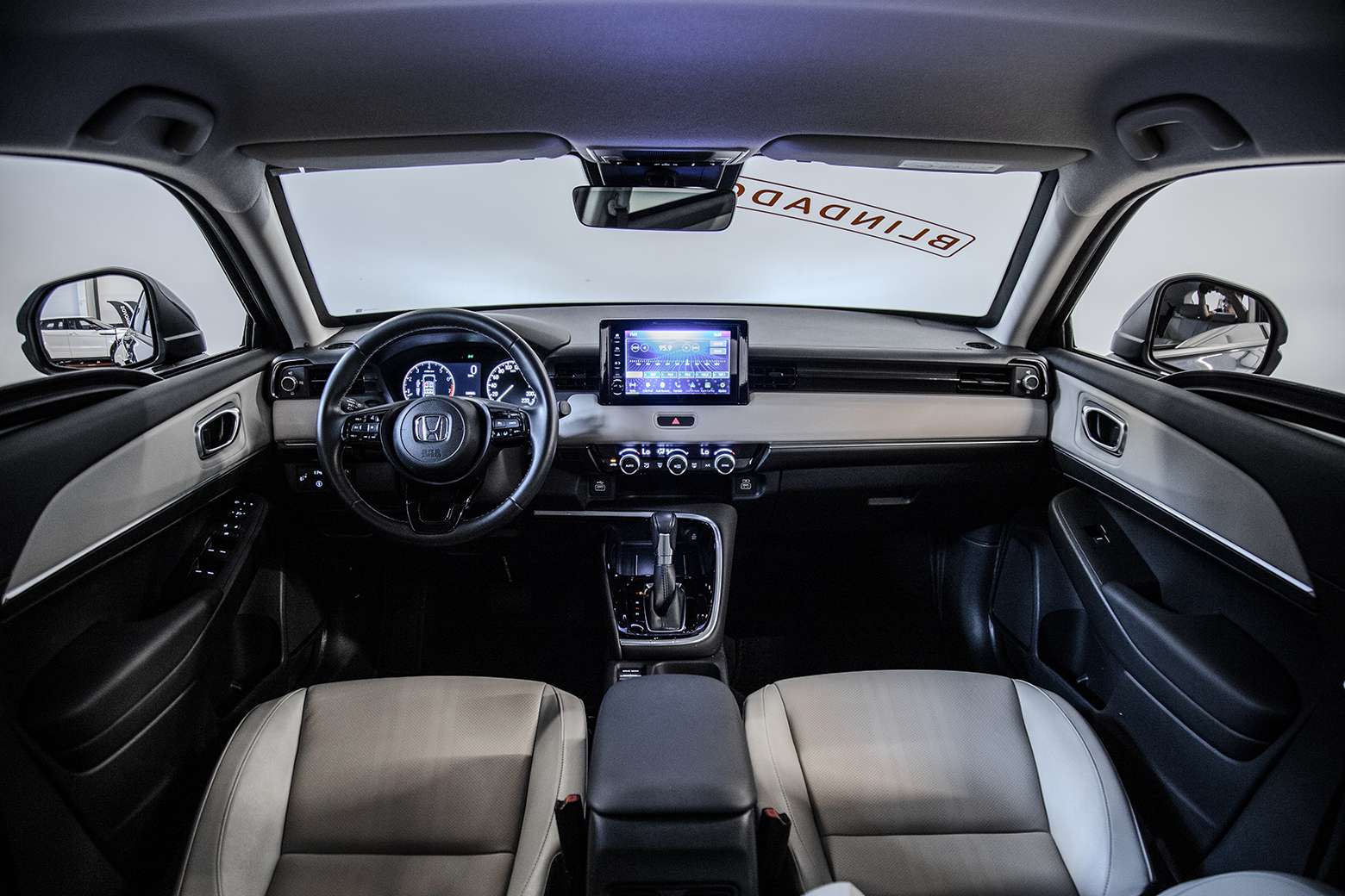 HR-V Touring — foto 8