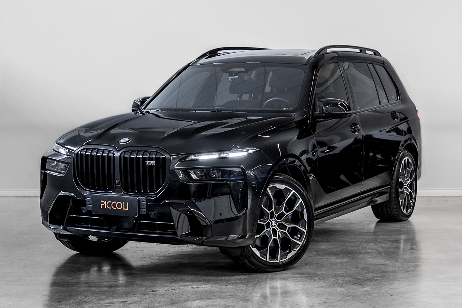 BMW X7 M60i 2025