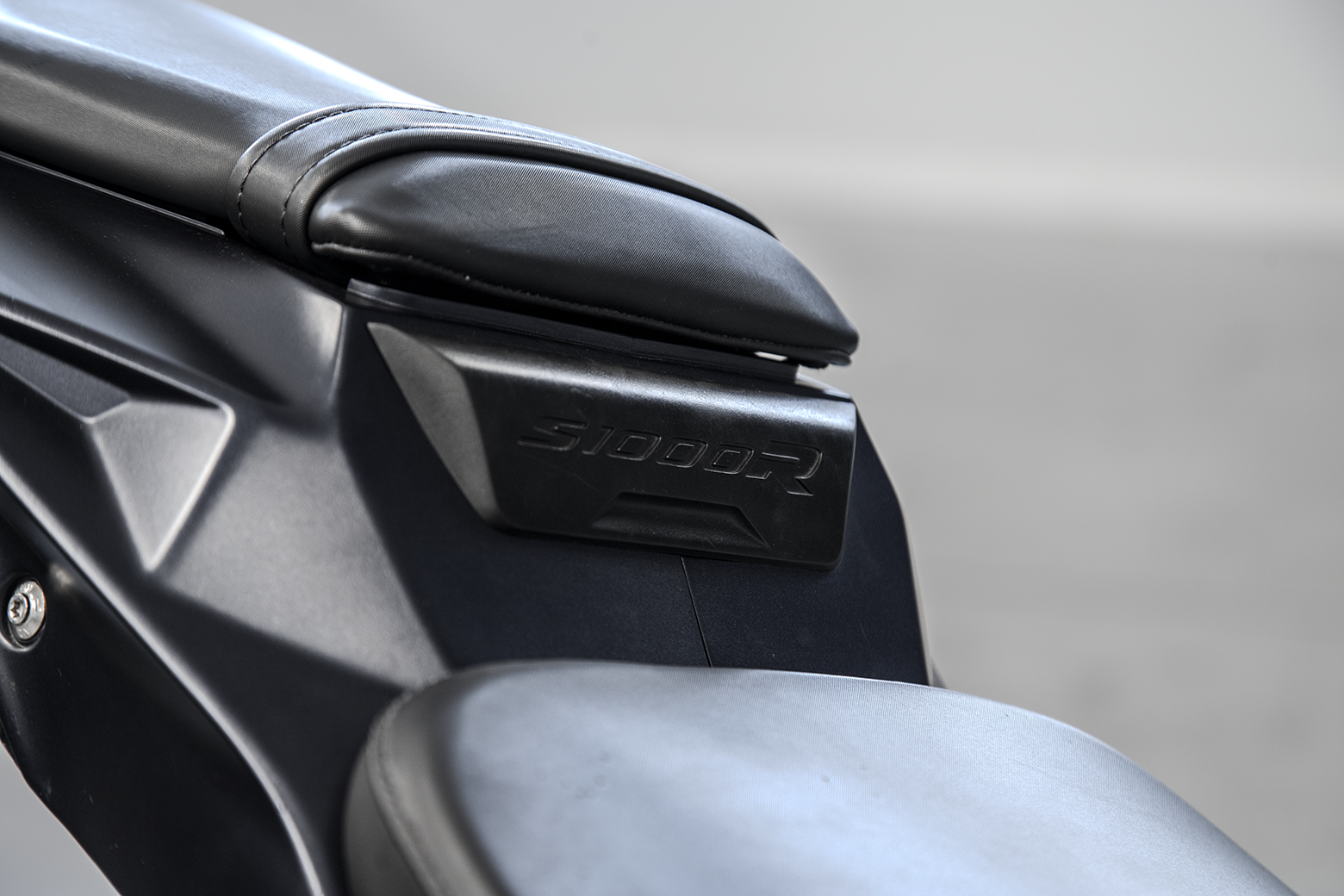S-R1000 R — foto 8