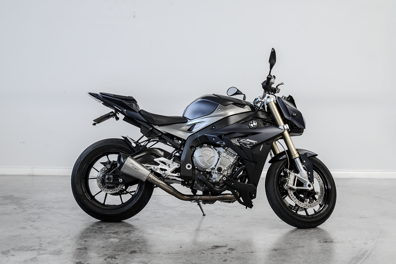 S-R1000 R — foto 3