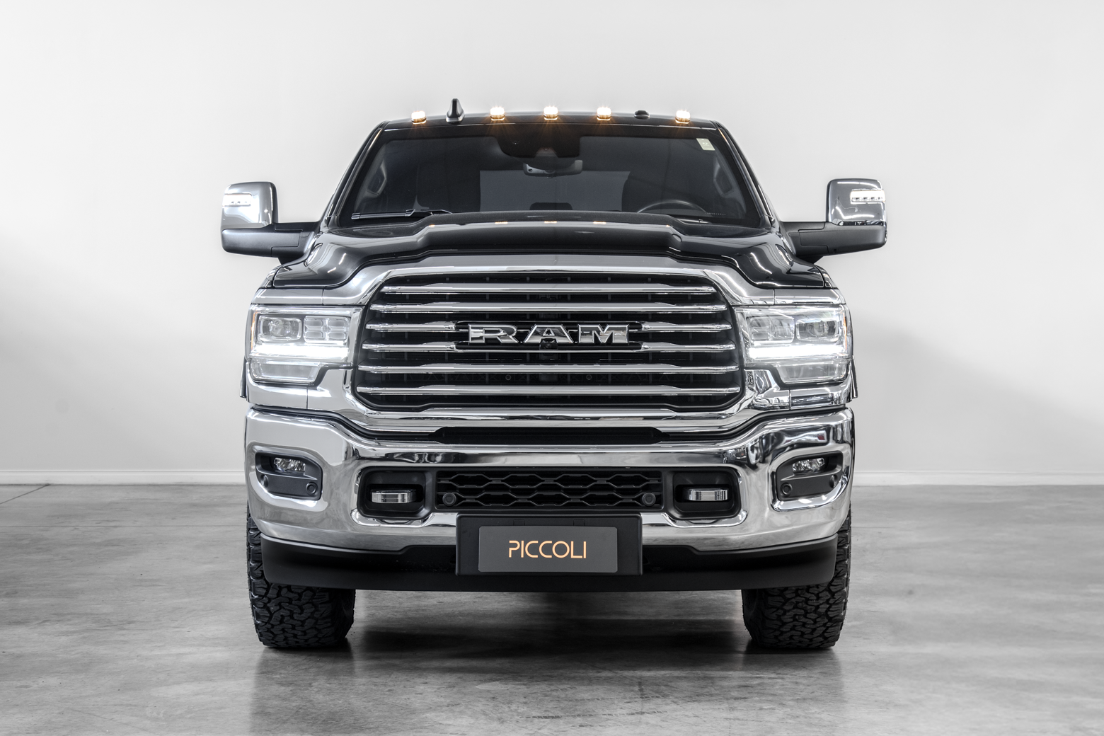 3500 Limited Longhorn — foto 2