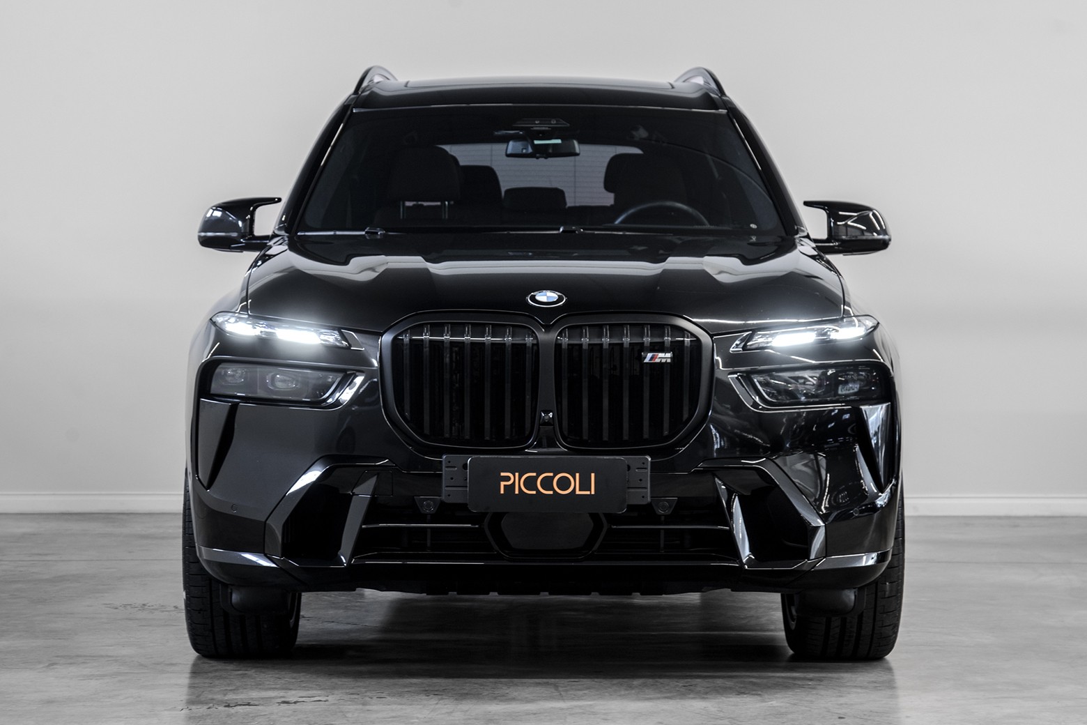 X7 M60i — foto 2