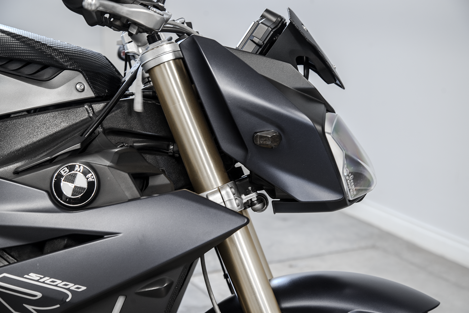 S-R1000 R — foto 10